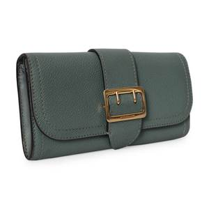 https://dbiyorq10n2b9.cloudfront.net/product-images/CWALBUR0036/BURBERRY-Leather-Buckle-Flap-Wallet-Green_1-3.jpg.webp