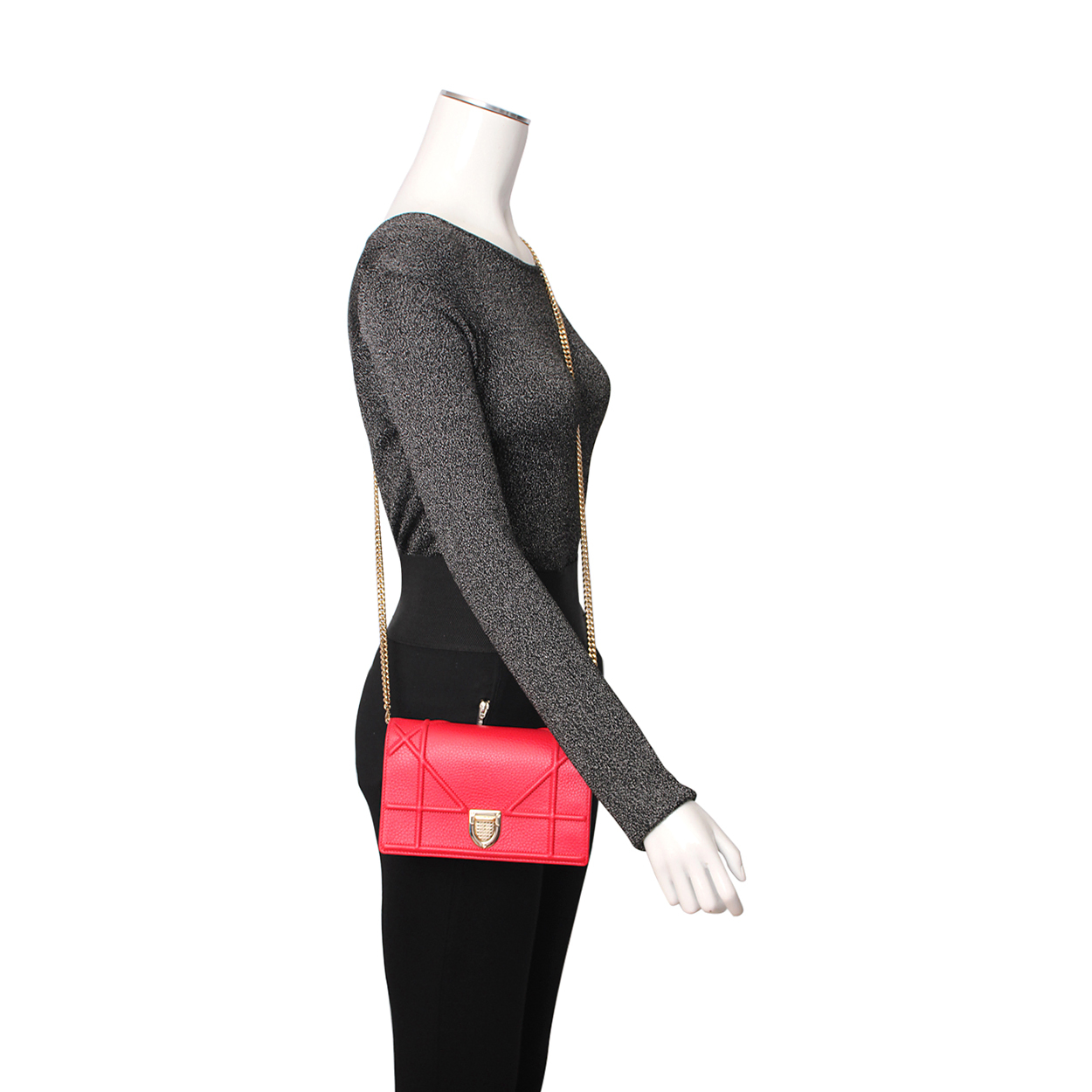 CHRISTIAN DIOR Leather Diorama Chain Wallet Red | Luxity