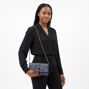Leather Aurore Chain Wallet Navy, view 9