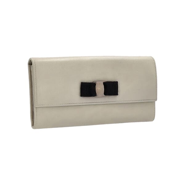 Leather Vara Bow Continental Wallet Off White