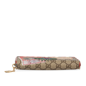 https://dbiyorq10n2b9.cloudfront.net/product-images/CWALGUC141/GUCCI-GG-Supreme-Courrier-Zip-Around-Wallet-bottom.jpg.webp