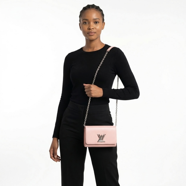 Epi Twist Chain Wallet Rose Ballerine