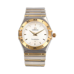 https://dbiyorq10n2b9.cloudfront.net/product-images/CWATOMG0023/OMEGA-Constellation_2.jpg.webp