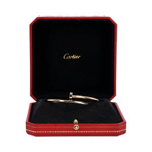 https://dbiyorq10n2b9.cloudfront.net/product-images/JWLCART0028/CARTIER-Yellow-Gold-Juste-Un-Clou-Bracelet_1.jpg.webp