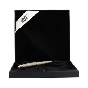 https://dbiyorq10n2b9.cloudfront.net/product-images/PENMBC0065/MONTBLANC-Meisterstuck-Solitaire-Fountain-Pen_1.jpg.webp