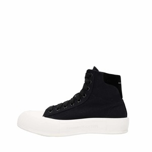 https://dbiyorq10n2b9.cloudfront.net/product-images/SHOAMQ0027/ALEXANDER-MCQUEEN-Canvas-High-Top-Sneakers-Black_1.jpg.webp