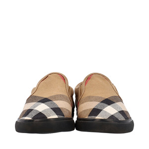 https://dbiyorq10n2b9.cloudfront.net/product-images/SHOBUR0076/BURBERRY-Check-Kids-Slip-On-Sneakers-Beige_3.jpg.webp
