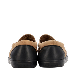 https://dbiyorq10n2b9.cloudfront.net/product-images/SHOBUR0076/BURBERRY-Check-Kids-Slip-On-Sneakers-Beige_4.jpg.webp