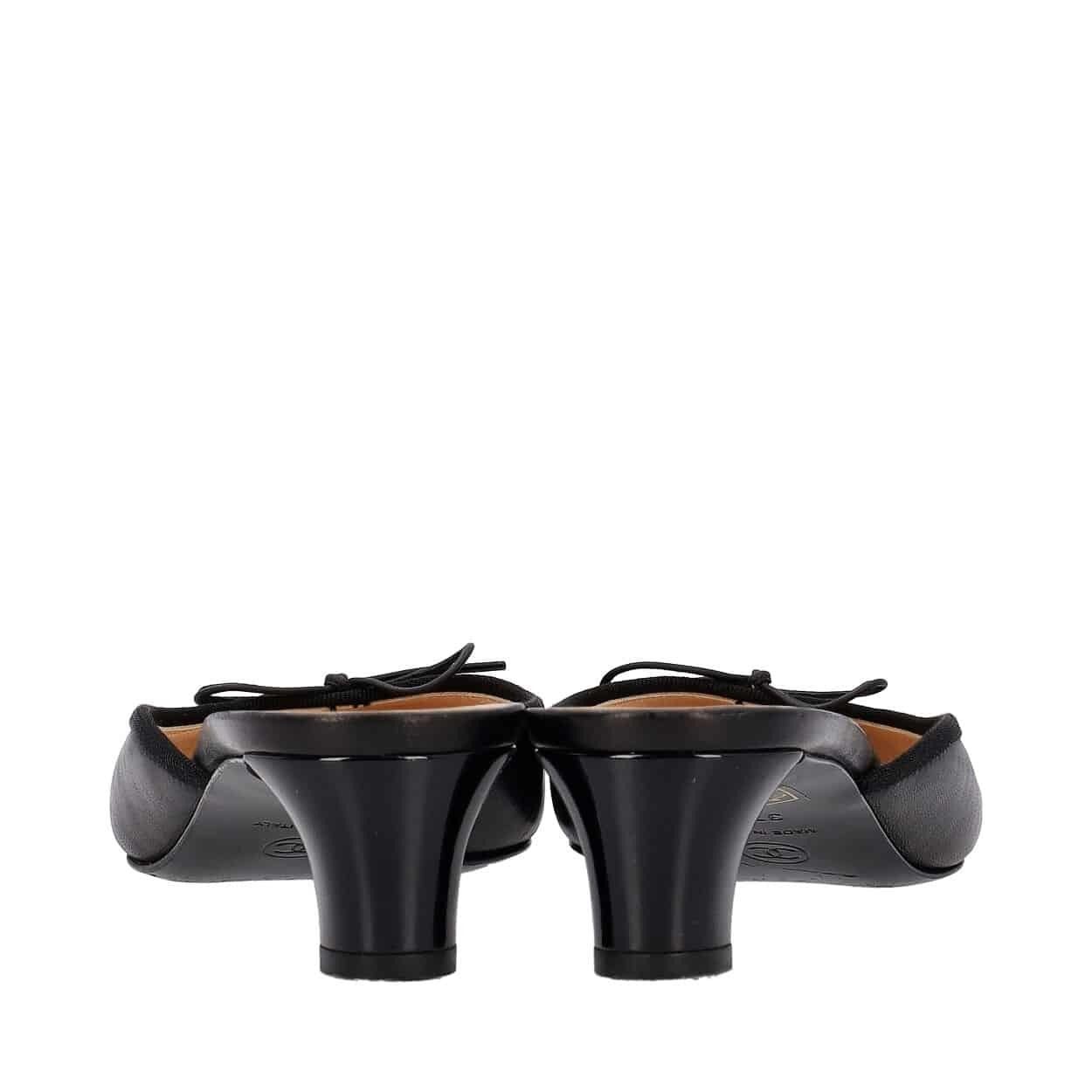 CHANEL Leather CC Cap Toe Mules Black | Luxity