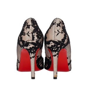 https://dbiyorq10n2b9.cloudfront.net/product-images/SHOCL0676/CHRISTIAN-LOUBOUTIN-Lace-Satin-Pigalle-Pumps-Ivory-Black_2.jpg.webp
