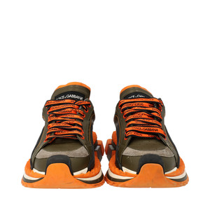 https://dbiyorq10n2b9.cloudfront.net/product-images/SHODG0072/DOLCE-GABBANA-Leather-Super-King-Sneakers-Multicolour_6.jpg.webp
