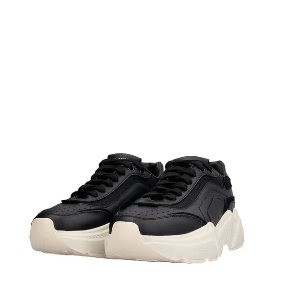 Leather Daymaster Sneakers Black