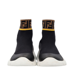 https://dbiyorq10n2b9.cloudfront.net/product-images/SHOFEN0026/FENDI-Leather-Mesh-Logo-Sock-Boots-Black_8.jpg.webp