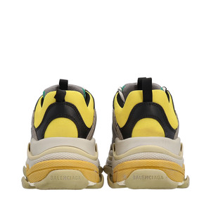 https://dbiyorq10n2b9.cloudfront.net/product-images/SHOGUC0303/GUCCI-X-BALENCIAGA-Maxi-GG-Supreme-The-Hacker-Project-Triple-S-Sneakers-Multicolour_4.jpg.webp