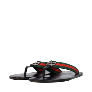 https://dbiyorq10n2b9.cloudfront.net/product-images/SHOGUC0442/GUCCI-Web-Thong-Sandals-Black_3.jpg.webp