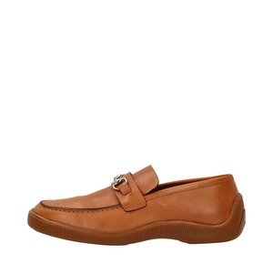 https://dbiyorq10n2b9.cloudfront.net/product-images/SHOGUC0748/GUCCI-Vintage-Leather-Horsebit-Loafers-Brown.._3.jpg.webp