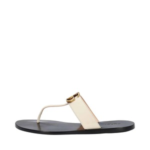https://dbiyorq10n2b9.cloudfront.net/product-images/SHOGUC0982/GUCCI-Leather-Thong-Double-G-Sandals-White_2.jpg.webp