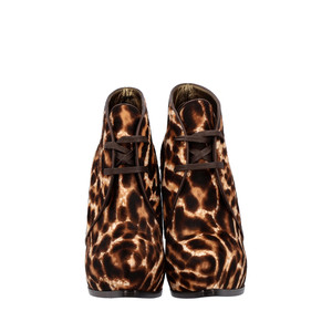 https://dbiyorq10n2b9.cloudfront.net/product-images/SHOLAN0018/LANVIN-Pony-Hair-Lace-Up-Platform-Ankle-Boots_3.jpg.webp