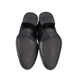 https://dbiyorq10n2b9.cloudfront.net/product-images/SHOLV0232/LOUIS-VUITTON-Petit-Damier-Patent-Solferino-Derby-Shoes-Black_5.jpg.webp