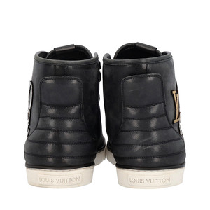 https://dbiyorq10n2b9.cloudfront.net/product-images/SHOLV0427/LOUIS-VUITTON-Iridescent-Leather-Punchy-Love-High-Top-Sneakers-Black_4.jpg.webp