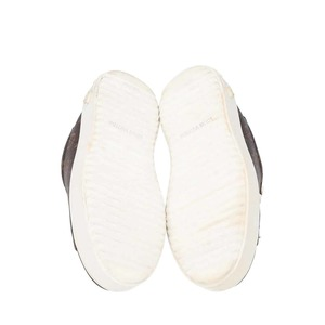 https://dbiyorq10n2b9.cloudfront.net/product-images/SHOLV0546/LOUIS-VUITTON-Monogram-Time-Out-Sneakers_5.jpg.webp