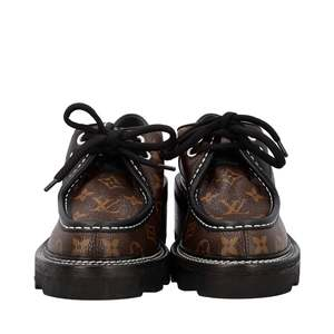 https://dbiyorq10n2b9.cloudfront.net/product-images/SHOLV0563/LOUIS-VUITTON-Monogram-Beaubourg-Platform-Derby-Shoes-NEW_3.jpg.webp