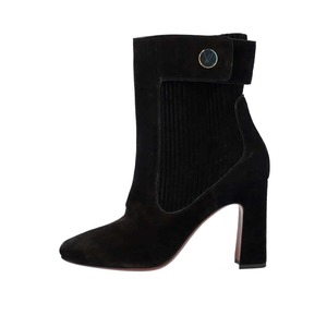 https://dbiyorq10n2b9.cloudfront.net/product-images/SHOLV0832/LOUIS-VUITTON-Suede-Stretch-Ankle-Boots-Black_1.jpg.webp