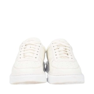 https://dbiyorq10n2b9.cloudfront.net/product-images/SHOLV0874/LOUIS-VUITTON-Leather-Beverly-Hills-Sneakers-White_4.jpg.webp