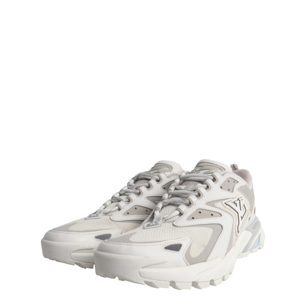 Mixed Material LV Runner Tactic Sneakers White/Grey