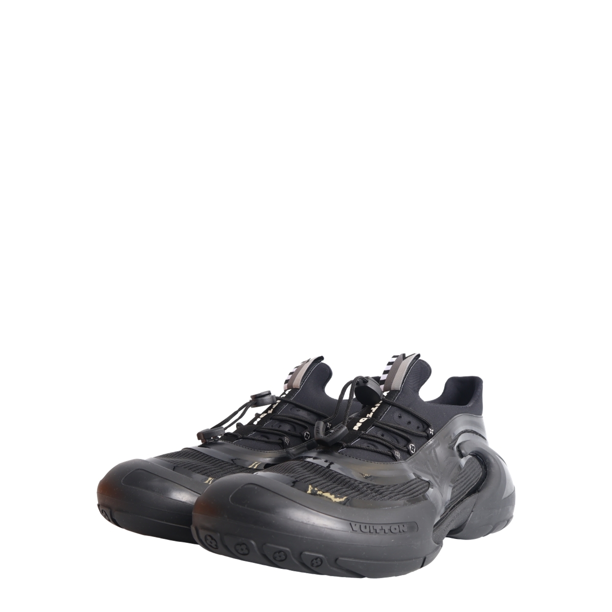 LOUIS VUITTON Mixed Material LV Barracuda Sneakers Black | Luxity