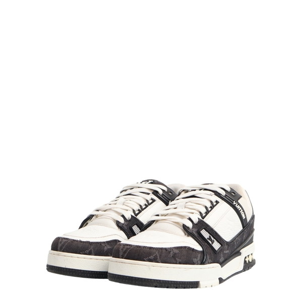 Mixed Material LV Trainer Sneakers White/Black