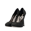 https://dbiyorq10n2b9.cloudfront.net/product-images/SHOMIU0020/MIU-MIU-Glitter-Pumps-Black_3.jpg.webp