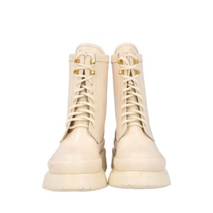 https://dbiyorq10n2b9.cloudfront.net/product-images/SHOVAL0076/VALENTINO-Leather-Combat-Boots-Off-White_2.jpg.webp