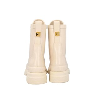 https://dbiyorq10n2b9.cloudfront.net/product-images/SHOVAL0076/VALENTINO-Leather-Combat-Boots-Off-White_4.jpg.webp