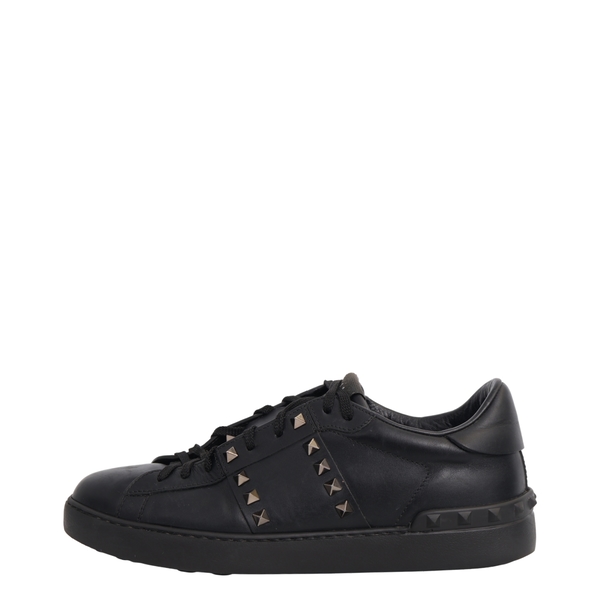 Leather Rockstud Untitled Sneakers Black