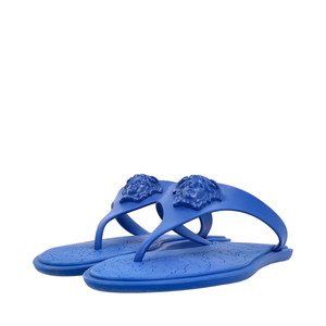 https://dbiyorq10n2b9.cloudfront.net/product-images/SHOVER0038/VERSACE-Rubber-La-Medusa-Thong-Sandals-Blue_2.jpg.webp