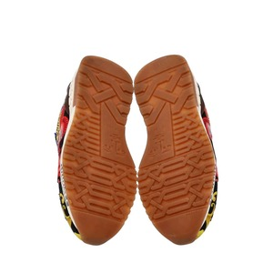 https://dbiyorq10n2b9.cloudfront.net/product-images/SHOVER0042/VERSACE-Baroque-Achilles-Sneakers-Multicolour_5.jpg.webp