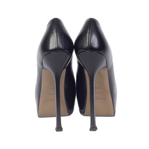 https://dbiyorq10n2b9.cloudfront.net/product-images/SHOYSL101/YVES-SAINT-LAURENT-Vernigolf-Tribtoo-Platform-Pumps-Black-4.jpg.webp