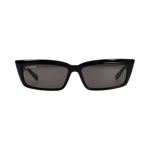 https://dbiyorq10n2b9.cloudfront.net/product-images/SUNBAL0077/Balenciaga-BB0047S-Black-Grey_3.jpg.webp