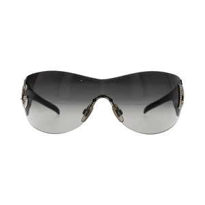 https://dbiyorq10n2b9.cloudfront.net/product-images/SUNDG0043/DOLCE-GABBANA-Crystal-Sunglasses-DG-6036-B-Black_1.jpg.webp