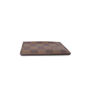 https://dbiyorq10n2b9.cloudfront.net/product-images/WALLV0182/LOUIS-VUITTON-Damier-Ebene-Card-Holder_66.jpg.webp