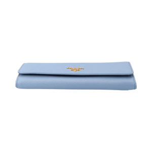 https://dbiyorq10n2b9.cloudfront.net/product-images/WALPRA0008/PRADA-Saffiano-Wallet-Light-Blue_6.jpg.webp