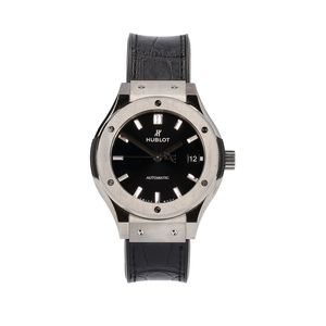 https://dbiyorq10n2b9.cloudfront.net/product-images/WATHUB0007/HUBLOT-Classic-Fusion_3.jpg.webp